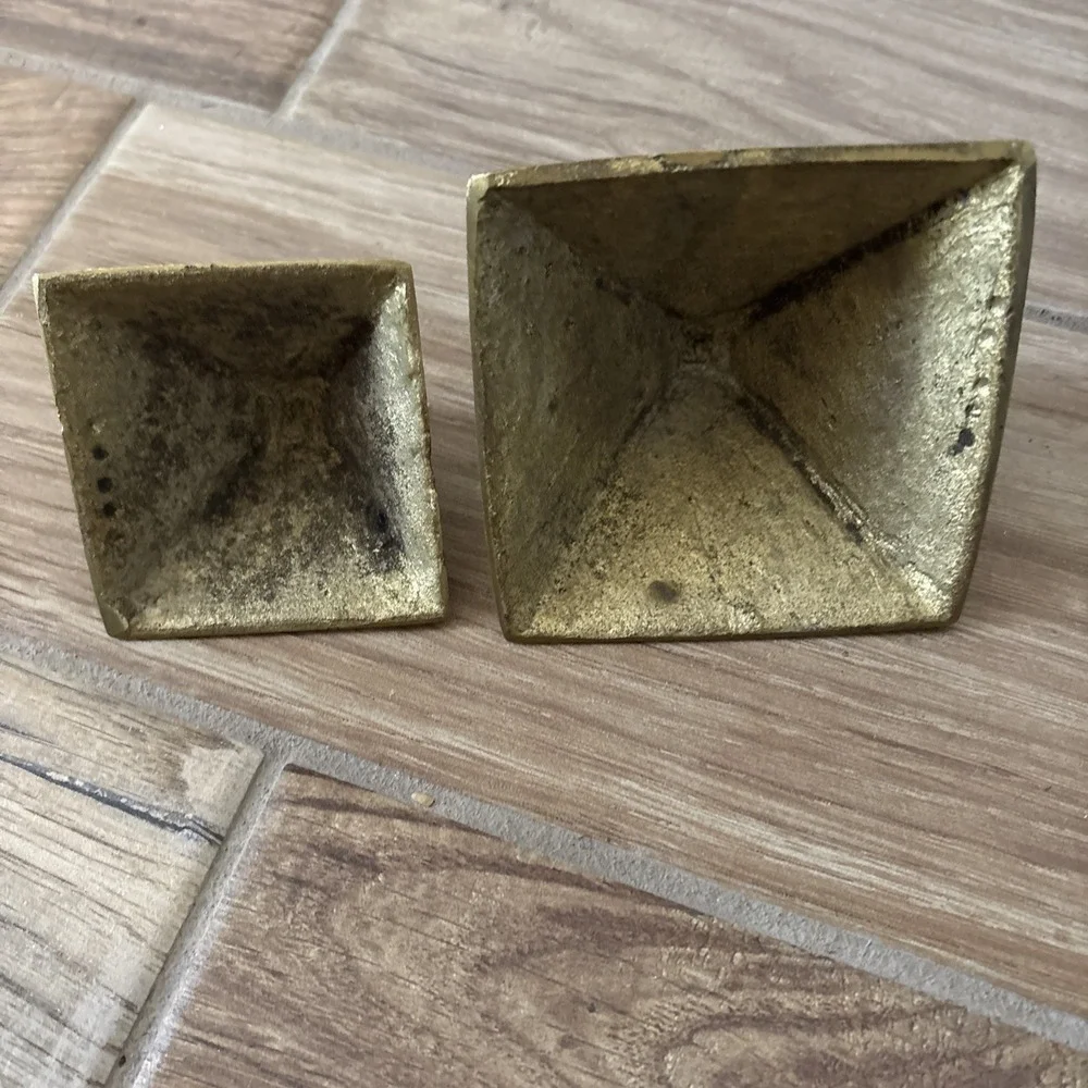Set Of 2 Egyptian Pyramids Small Cast Brass Metal‎ Nesting Paperweights Vintage